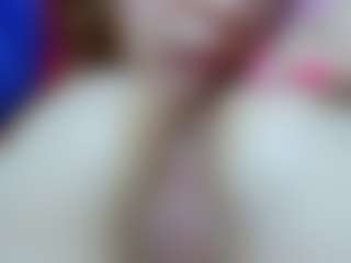 queenmia68's Live Sex Cam Show