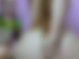 queenmia68's Live Sex Cam Show