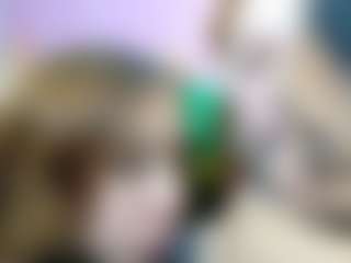 queenmia68's Live Sex Cam Show