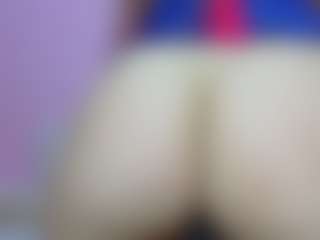 Live cam show with queenmia68 - College Teen (18+) on https://playwithruby.com