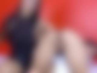 queenmia68's Live Sex Cam Show