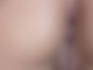 Live cam show with queenmia68 - Natural on livesuperchat.net