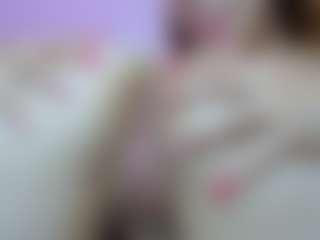 queenmia68's Live Sex Cam Show