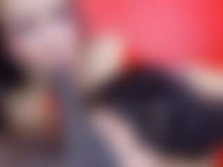 queenmia68's Live Sex Cam Show