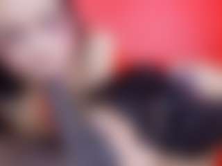 Live cam show with queenmia68 - Amateur Toys on wildcum.com