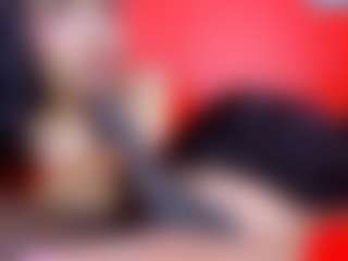queenmia68's Live Sex Cam Show