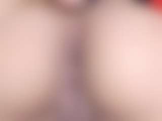 queenmia68's Live Sex Cam Show