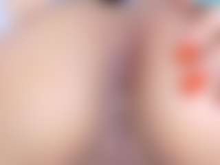 queenmia68's Live Sex Cam Show