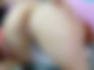 queenmia68's Live Sex Cam Show