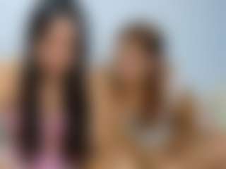 queenmia68's Live Sex Cam Show