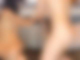 queenmia68's Live Sex Cam Show