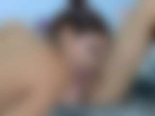 queenmia68's Live Sex Cam Show