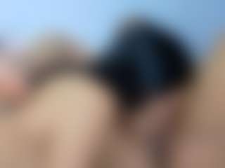 queenmia68's Live Sex Cam Show