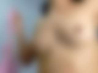 queenmia68's Live Sex Cam Show