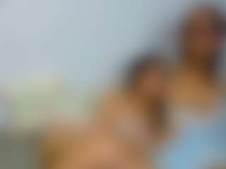queenmia68's Live Sex Cam Show