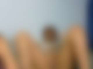 queenmia68's Live Sex Cam Show