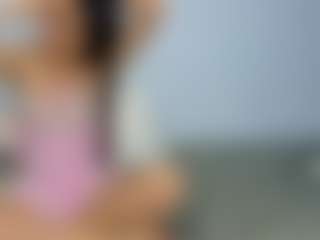 queenmia68's Live Sex Cam Show