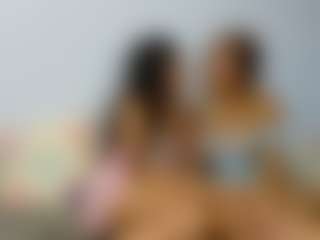 queenmia68's Live Sex Cam Show