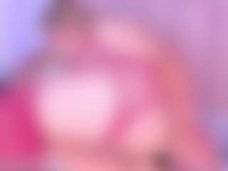 Live cam show with selenecute05 - Submissive on Mixed Magazine Live