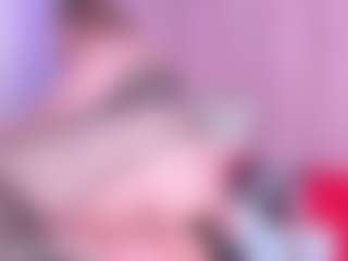Live cam show with selenecute05 - Smoking on Camsoda
