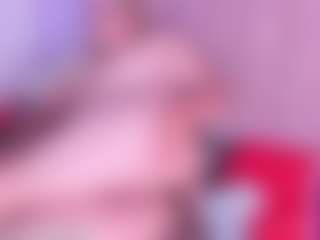 Live cam show with selenecute05 - Smoking on Camsoda