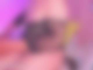Live cam show with selenecute05 - Smoking on Fling VIP Chat