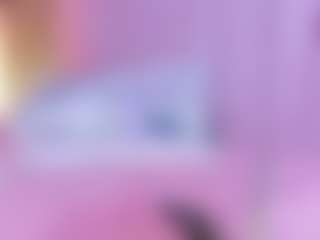 Live cam show with selenecute05 - Smoking on Camsoda