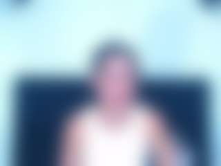 Live cam show with srtaluciana - Nipple Piercings on Uber Horny