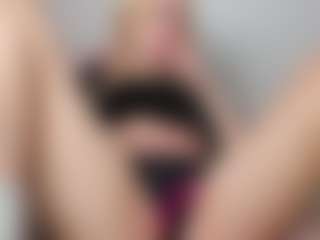 Live cam show with willapurr - Blue Eyes on Chatstar