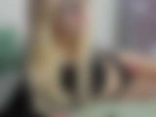 Live cam show with willapurr - Plug on Camsoda