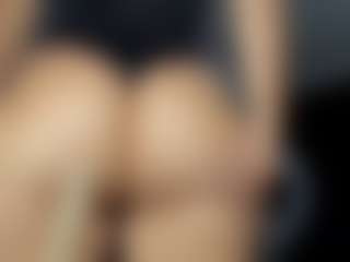 Live cam show with assparadisse - Double Penetration on Dolls Live