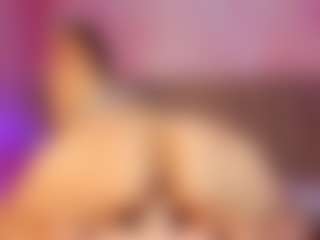 avawhitte's Live Sex Cam Show
