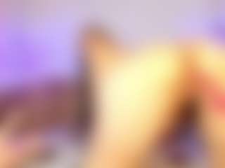 Live cam show with avawhitte - Shaved Pussy on Camsoda
