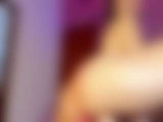 avawhitte's Live Sex Cam Show