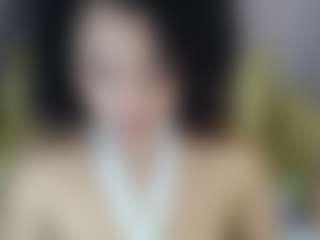Live cam show with Brittany-Ch - Brown Hair on AdultVida.com