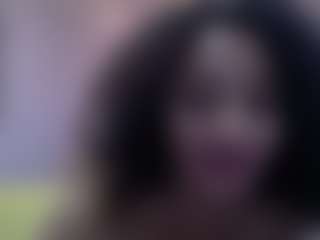 Live cam show with Brittany-Ch - Hairy Pussy Brown Hair on Gym Cam Girls
