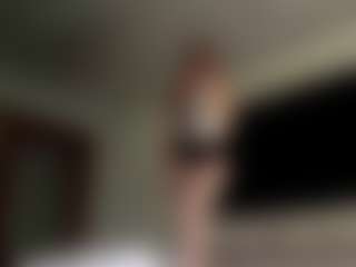 Live cam show with CeceliaFirestine - Camel Toe on Dare Cams