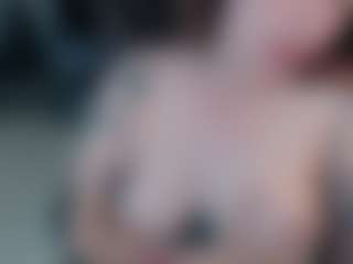 DamiaOshun-Ch's Live Sex Cam Show