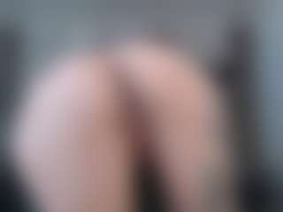 DamiaOshun-Ch's Live Sex Cam Show