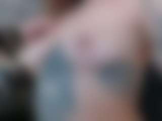 Live cam show with DamiaOshun-Ch - Moaning on Cam Slut