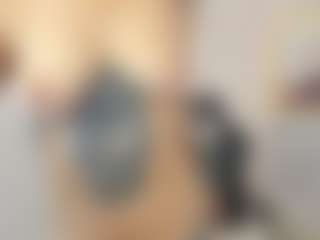 DamiaOshun-Ch's Live Sex Cam Show