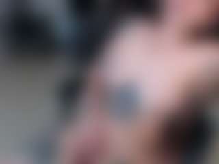Live cam show with DamiaOshun-Ch - Athletic Brown Eyes on MyBangCams