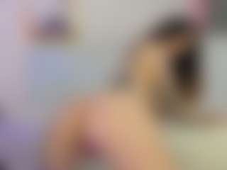 DamiaOshun-Ch's Live Sex Cam Show