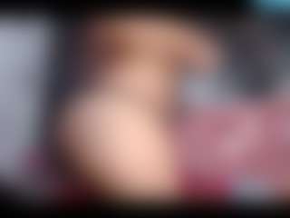 Live cam show with DESIRE10INCHES - Brown Eyes on live18s.com