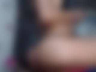 Live cam show with DESIRE10INCHES - Muscular on nudelive.tv