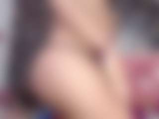 Live cam show with DESIRE10INCHES - Italian on Camsoda | colombia