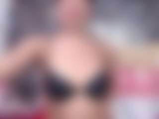 Live cam show with DESIRE10INCHES - Smoking on Camsoda