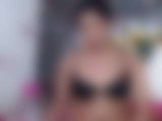 Live cam show with DESIRE10INCHES - Brazilian on CamSextacy | colombia