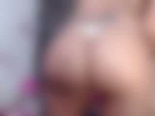 Live cam show with DESIRE10INCHES - Big Tits on infinitiblacc.com