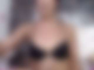 Live cam show with DESIRE10INCHES - Muscular on Streamer API